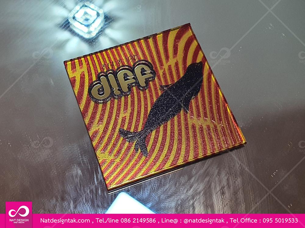 อะคริลิกพิมพ์ยูวี สั่งทำ