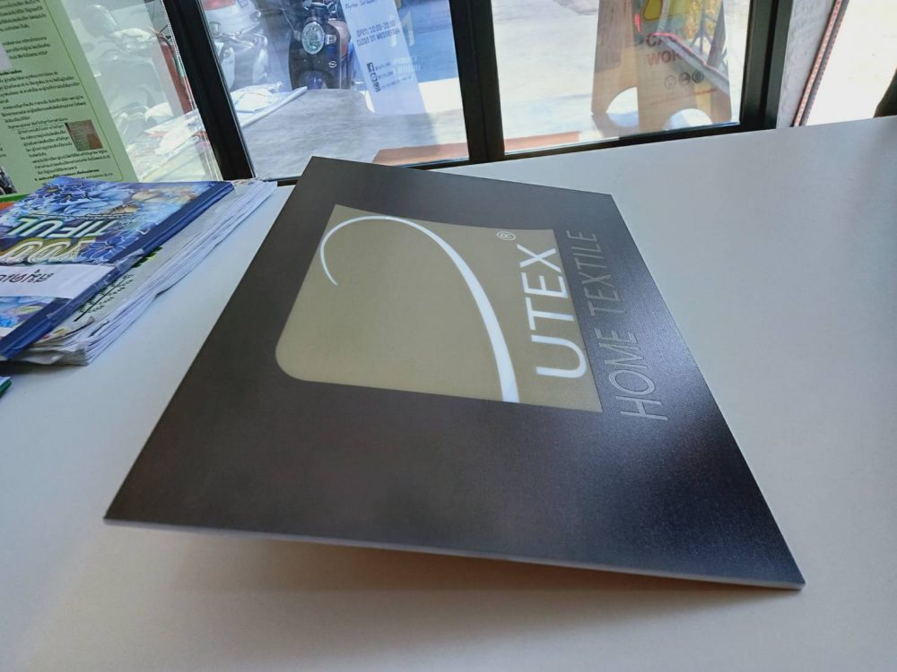 ตัวอย่างงานป้ายอคิลิกพิมยูวี ราคาถูก