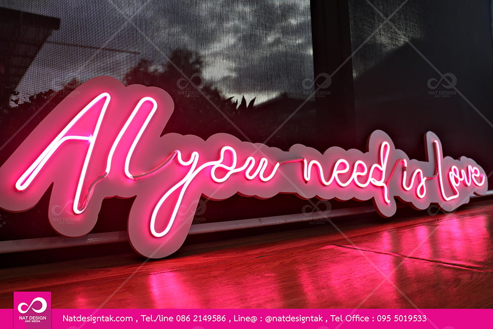 ป้ายไฟหน้าร้าน All you need is love