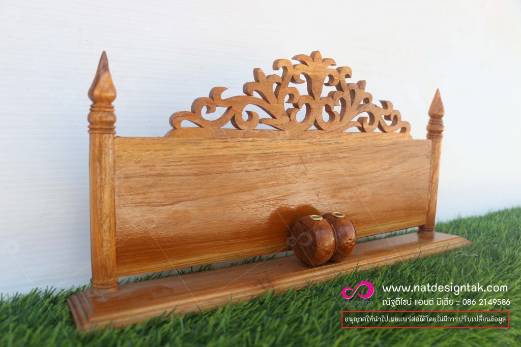 ป้ายชื่อตั้งโต๊ะไม้ ติดตัวอักษร