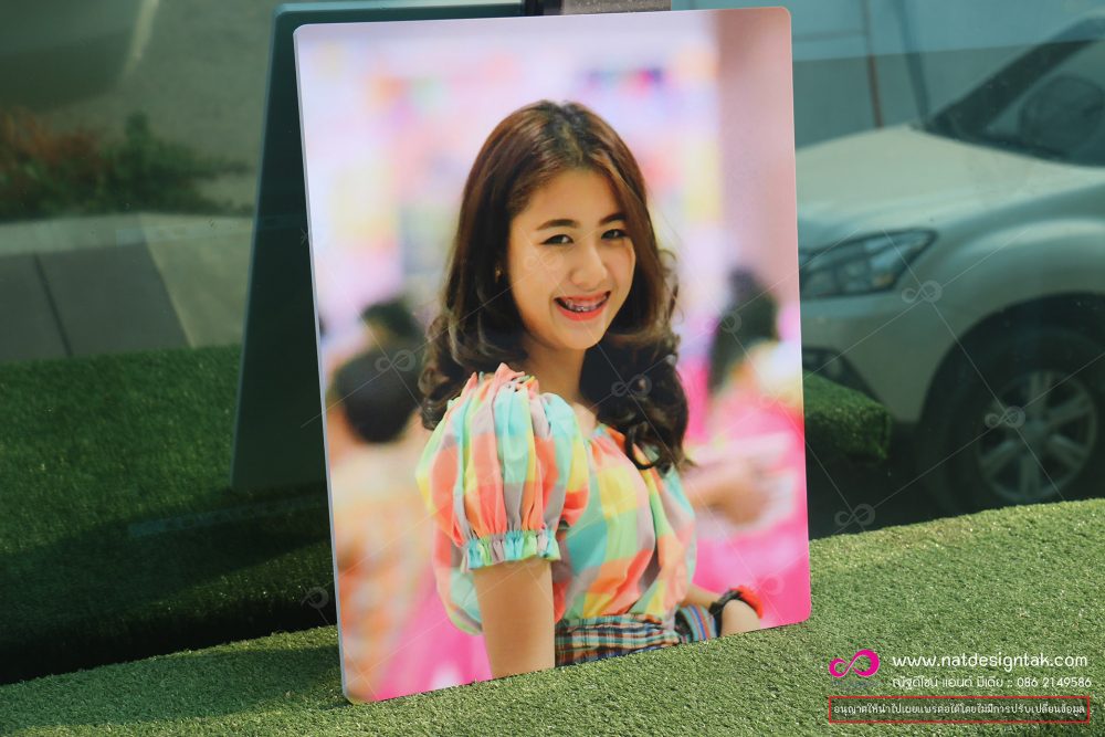 ภาพกรอบลอย