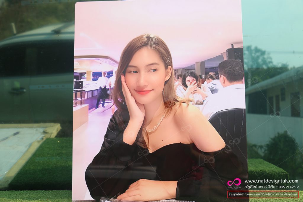 ภาพกรอบลอย