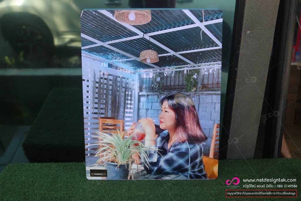 ภาพกรอบลอย