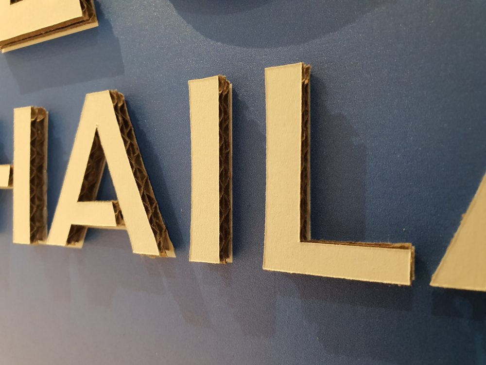 รับผลิตงานจากกระดาษลูกฟูก ไดคัท พิมพ์ UV ครบวงจร