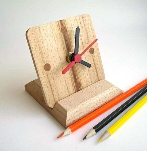 นาฬิกาไม้สไตล์โมเดิร์น