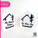 โลโก้ร้านอะคริลิคสีขาว