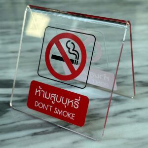 ป้ายอะคริลิคใสพิมพ์ยูวี