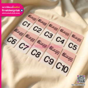 ป้ายโรงแรมอะคริลิคมิลเลอร์สี Rose Gold ดีไซน์หรูหรา