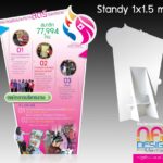 แบนเนอร์สแตนดี้ขนาด 1x1.5 เมตร สีชมพูและสีขาว โดย Danai Design and Media แสดงข้อมูลสถิติและกิจกรรมที่เกี่ยวข้องกับมหาวิทยาลัยสตรี