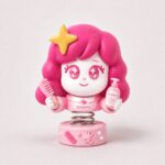 ตุ๊กตาดุ๊กดิ๊กตั้งหน้ารถ ลายร้านเสริมสวย สีชมพู