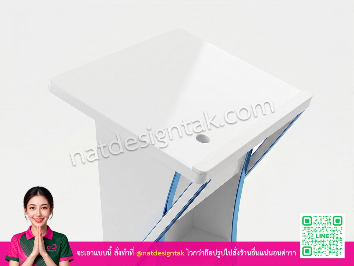 งานประกอบ โพเดียม มหาวิทยลัยธรรมศาสตร์ อย่างประณีต